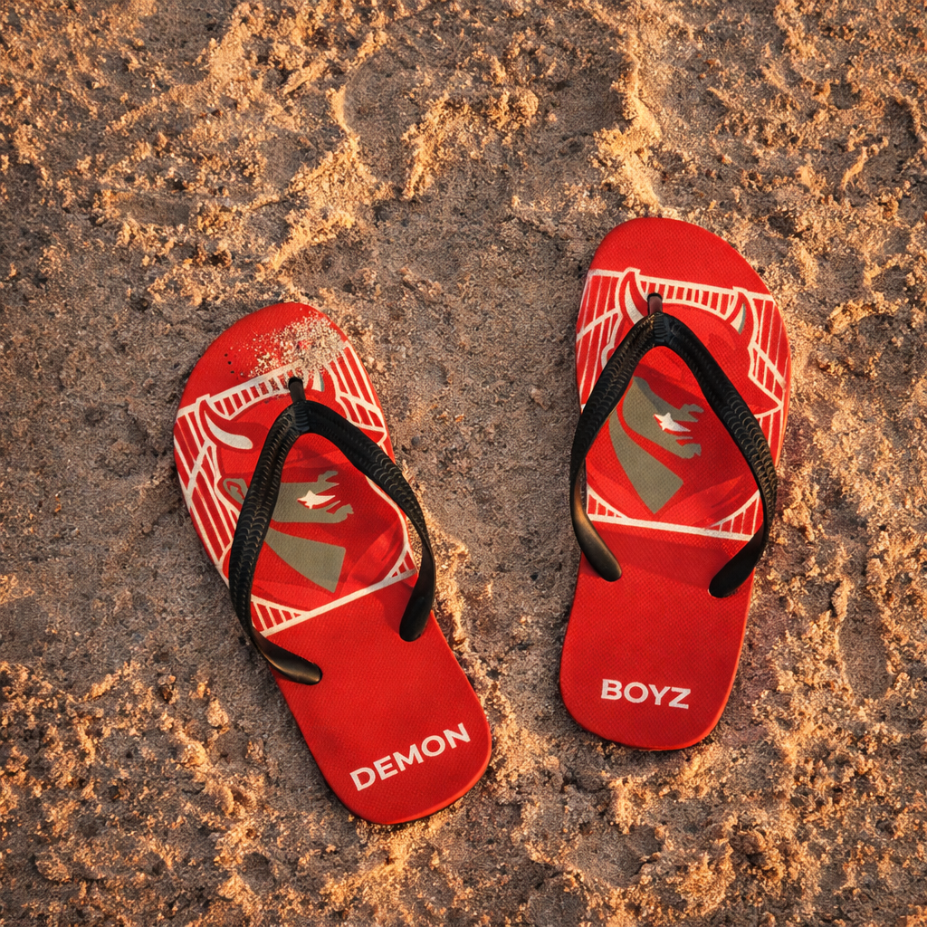 Demon Boyz flip flops - red